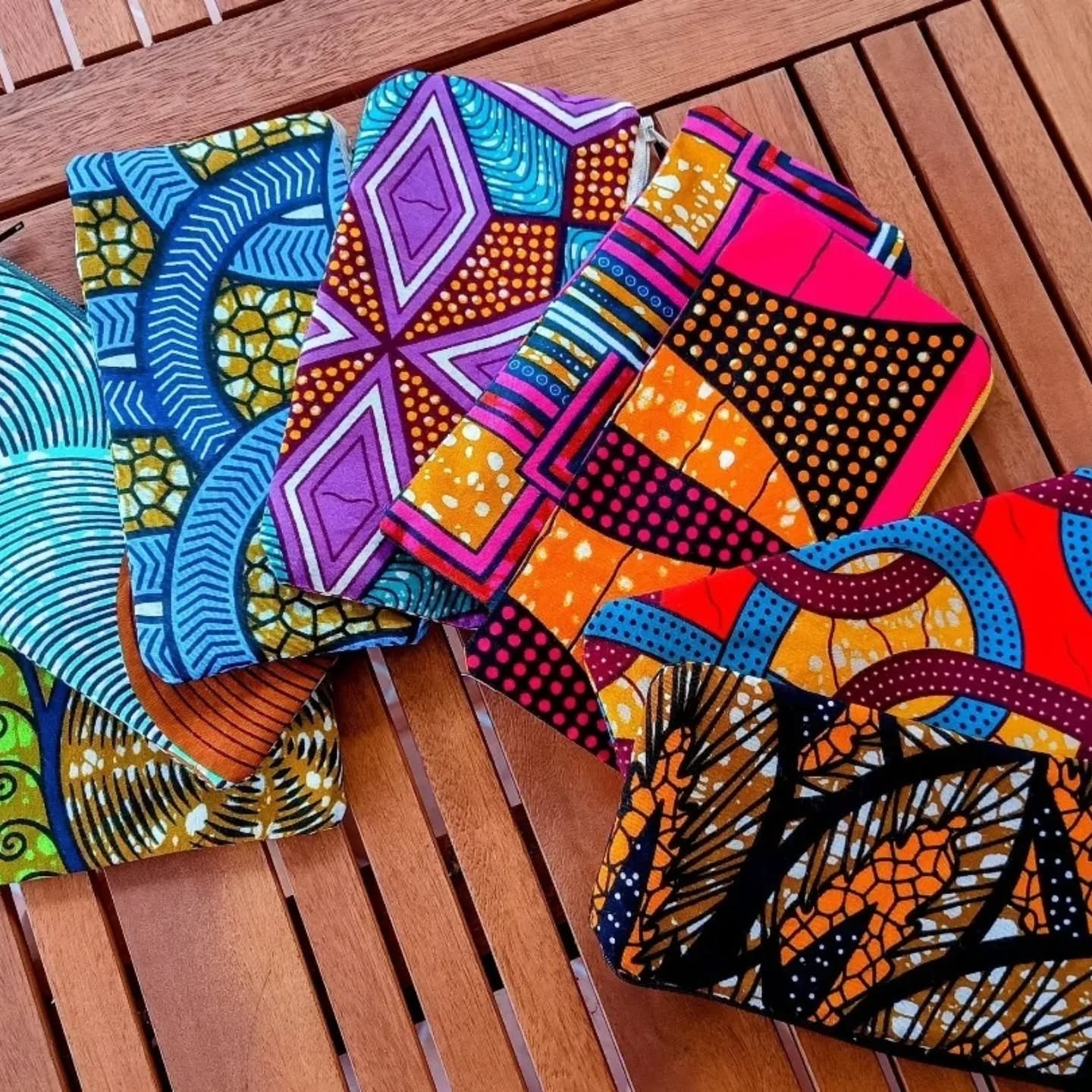 astucci in tessuto wax