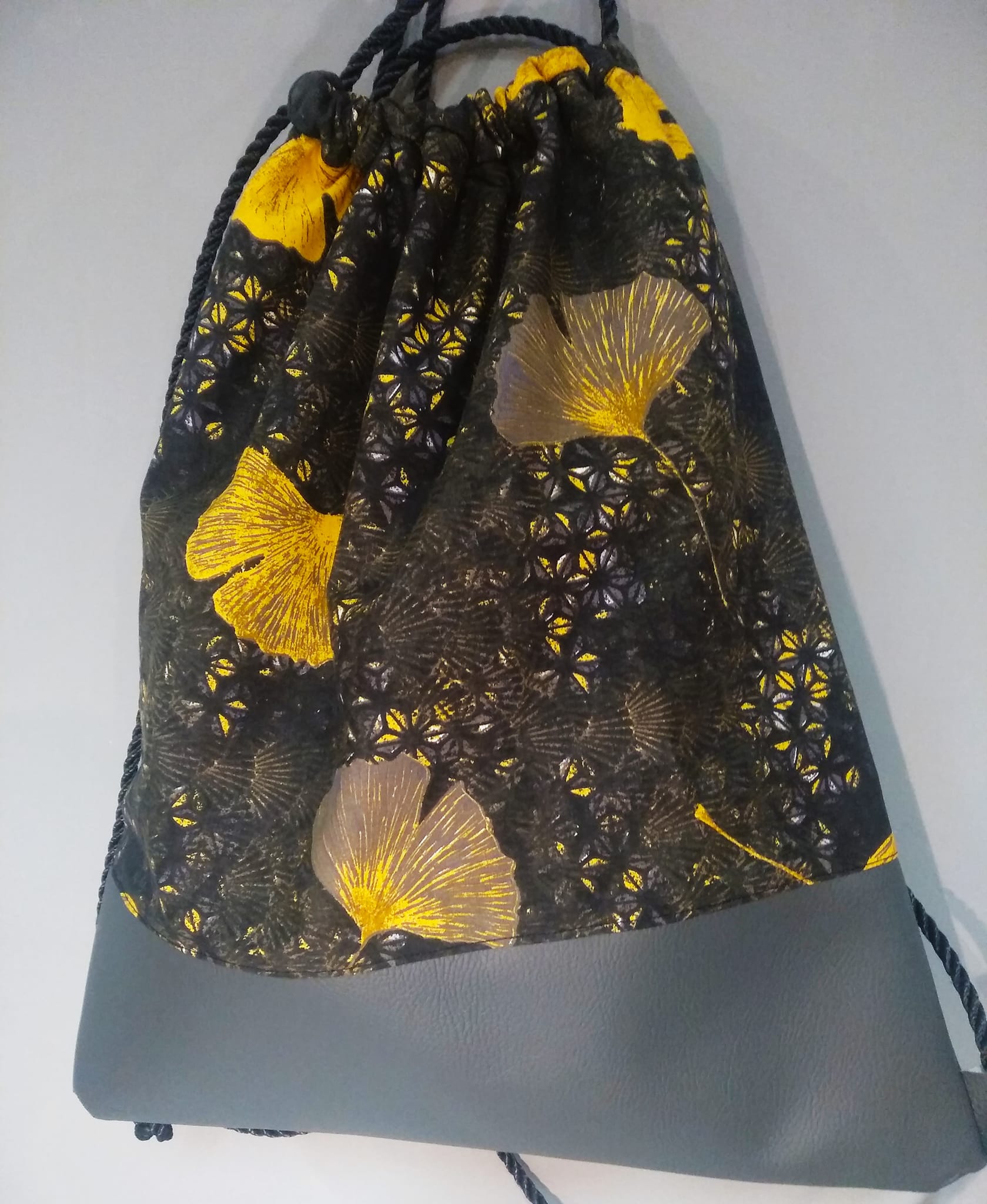 zaino con ginco biloba